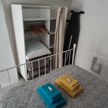 Les Insolites De 63 Διαμέρισμα *